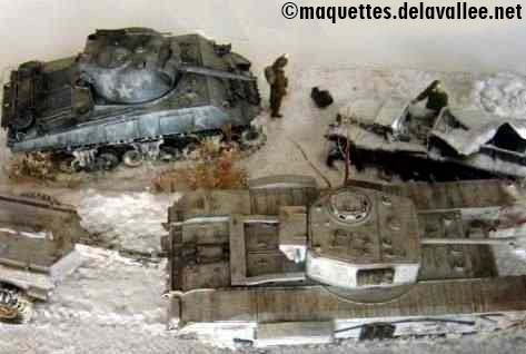 bataille des Ardennes 1944 - Sherman M4 A3 et Churchill Crocodile, épave Demag