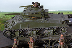 Maquette 222 - M4A4 Sherman w/60 lb. Rocket